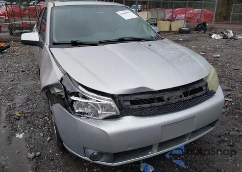 2010 Ford Focus Sel z USA, uszkodzony, nr VIN 1FAHP3HN5AW212087